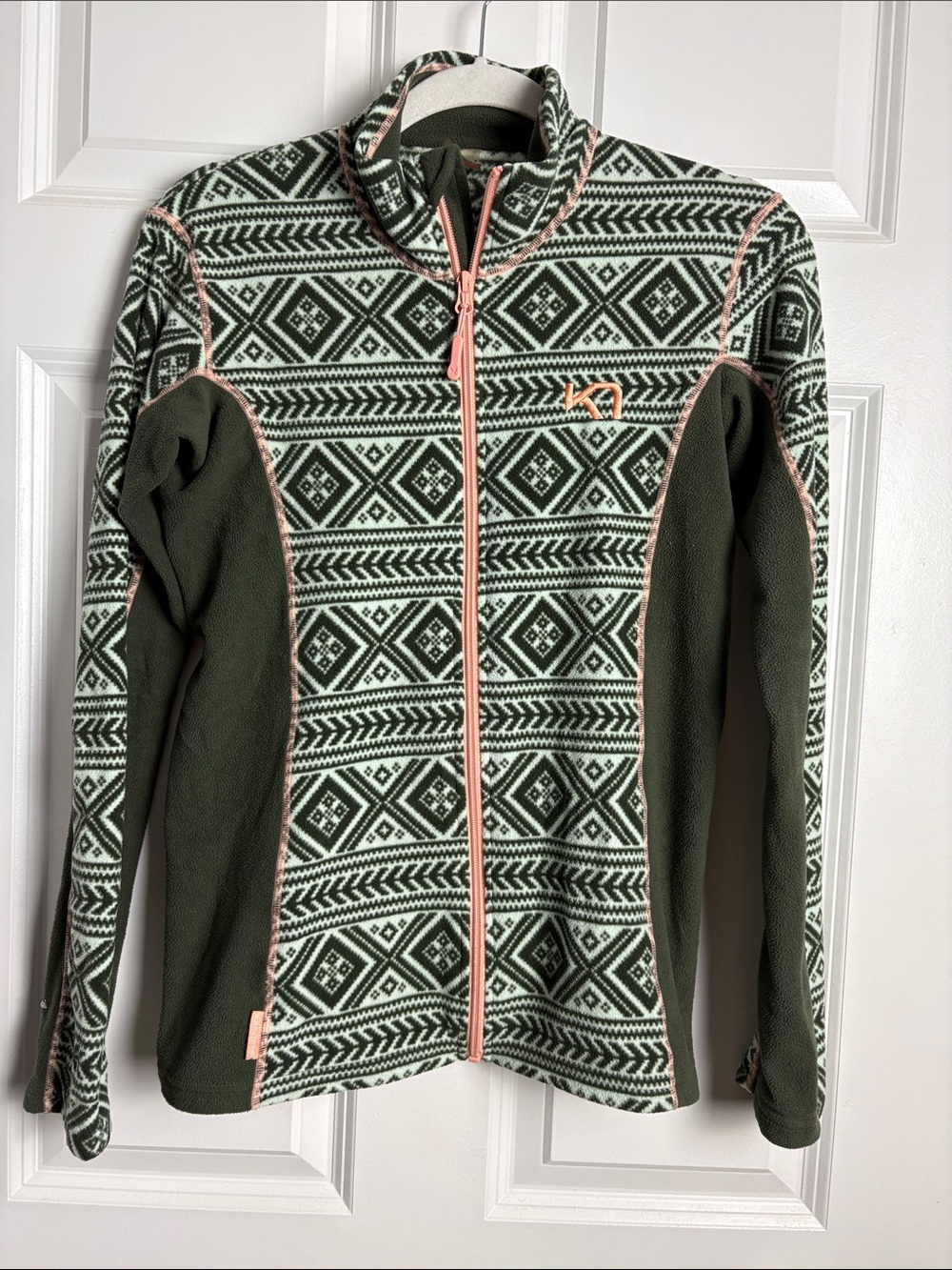 Kari Traa Olive & Cream Geometric Fleece with Pink Accents